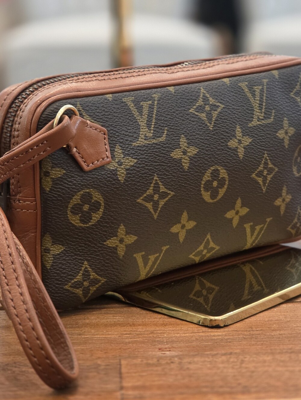 Louis Vuitton 1980s Travel Accessory Pouchett Wristlett. Ultra Rare - Picture 5 of 10